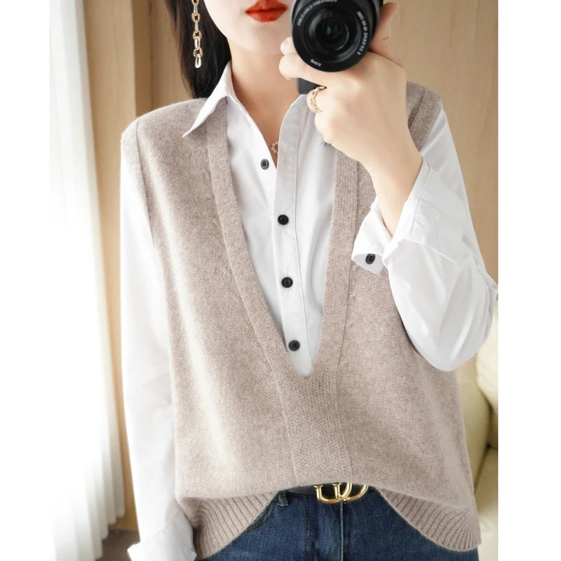 Autumn And Winter Knitted Pullover Vest Loose Big V-Neck Fashion All-Match Solid Color Outer Wear Sexy Regular Women's Sweater